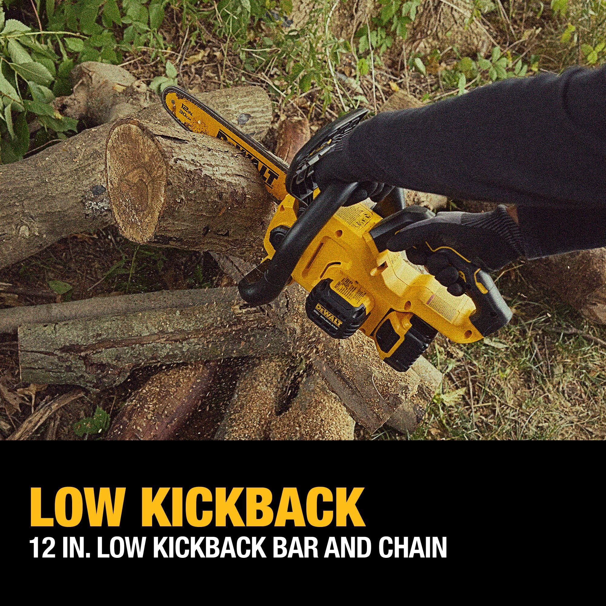 DEWALT DCCS621P1 lightweight design facilitates controlled handling during cuts.