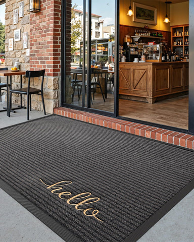 Dexi heavy-duty mat withstands rain and snow without wear.