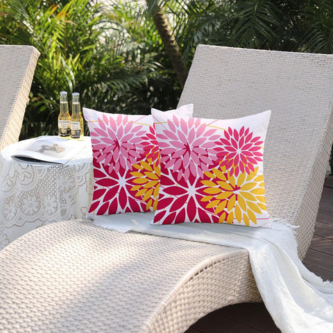 DFXSZ easy-insert pillow cover demonstrates snug fit for 18x18 inserts