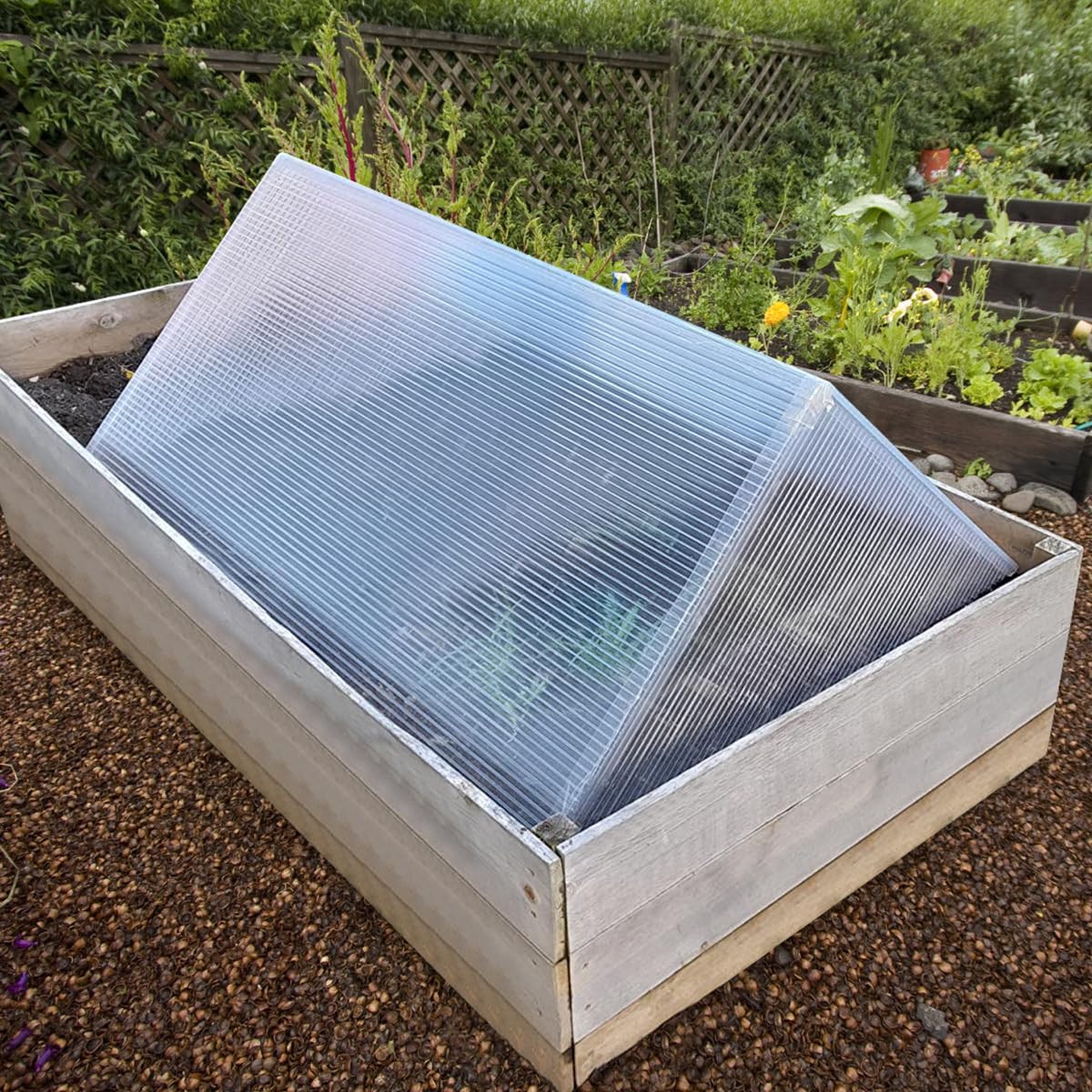 DGSL twin-wall warmth inside for winter and coolness in summer