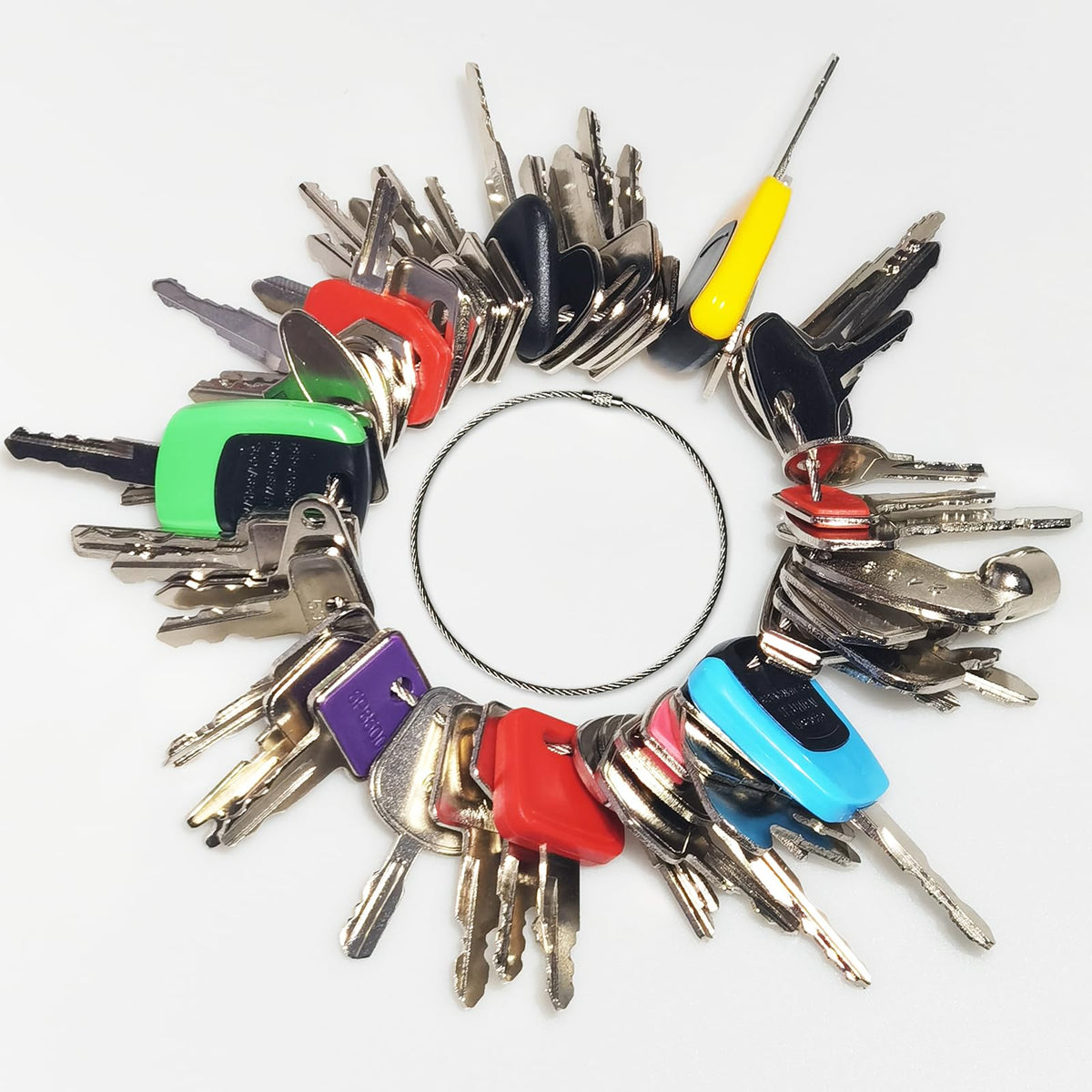 DHEISHA 60-piece heavy equipment keys master set for universal ignition access.