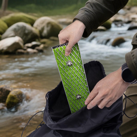 DigNew snuffer bottles and vials store concentrates safely.