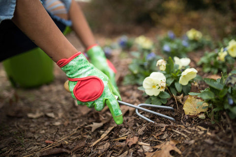 DIGZ 7654 Signature gloves touch-screen fingertips enable phone use outdoors.