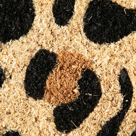 DII Leopard Spots pattern on doormat adds vibrant curb appeal.