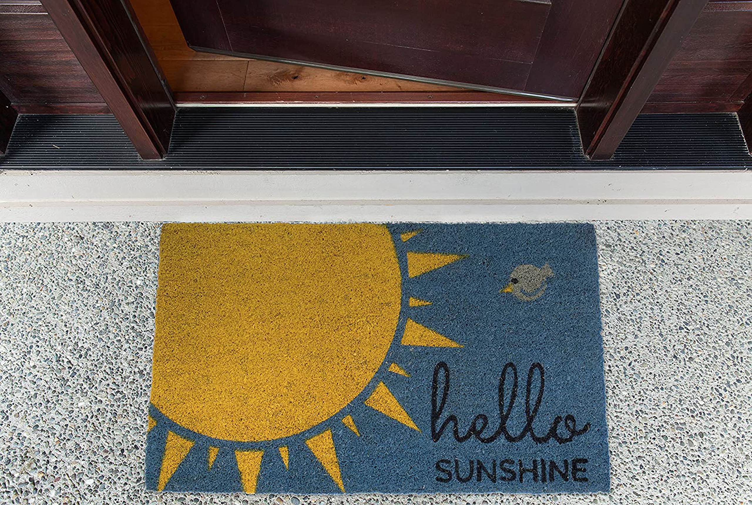 DII Hello Sunshine blue doormat at the entryway with cheerful color