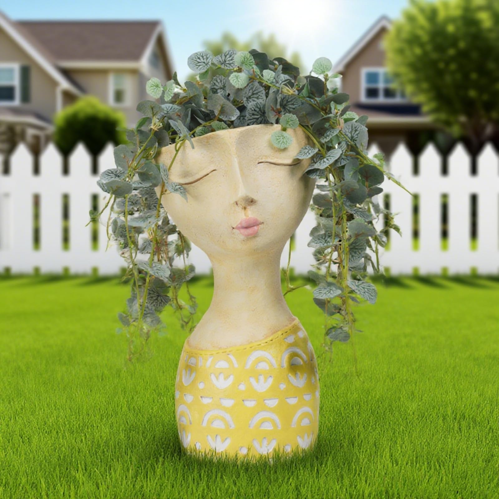 DiliComing face planter 11-inch indoor decor scene on shelf