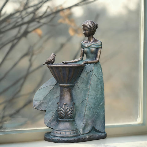 DiliComing fairy statue with solar LEDs brightens garden evenings