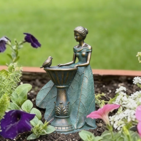 DiliComing leaf-textured gown fairy adds artistic garden charm