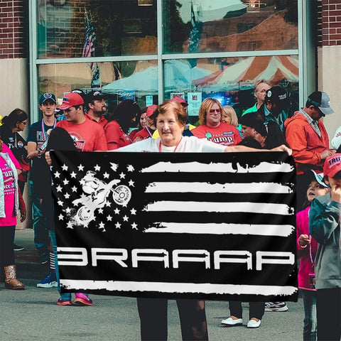 Dingtaifeng Braaap flag brightening lawn for celebrations