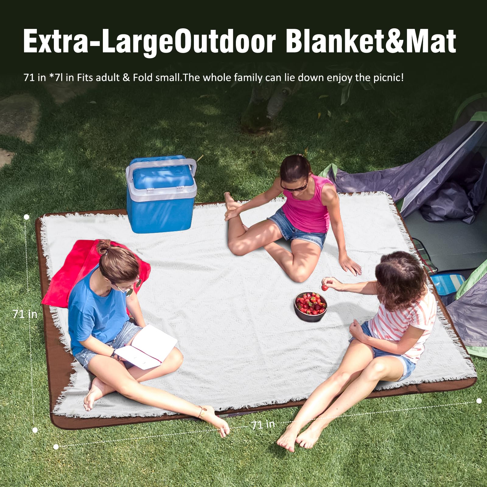 DLCOFOUND 2-in-1 white picnic blanket on the beach with waterproof bottom.