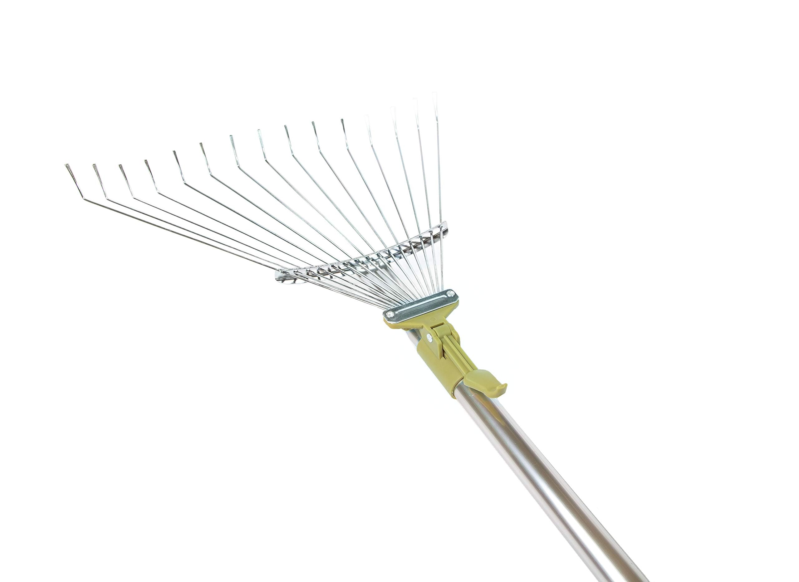 DOCAZOO roof valleys cleaning demonstrates narrow-area accessibility.