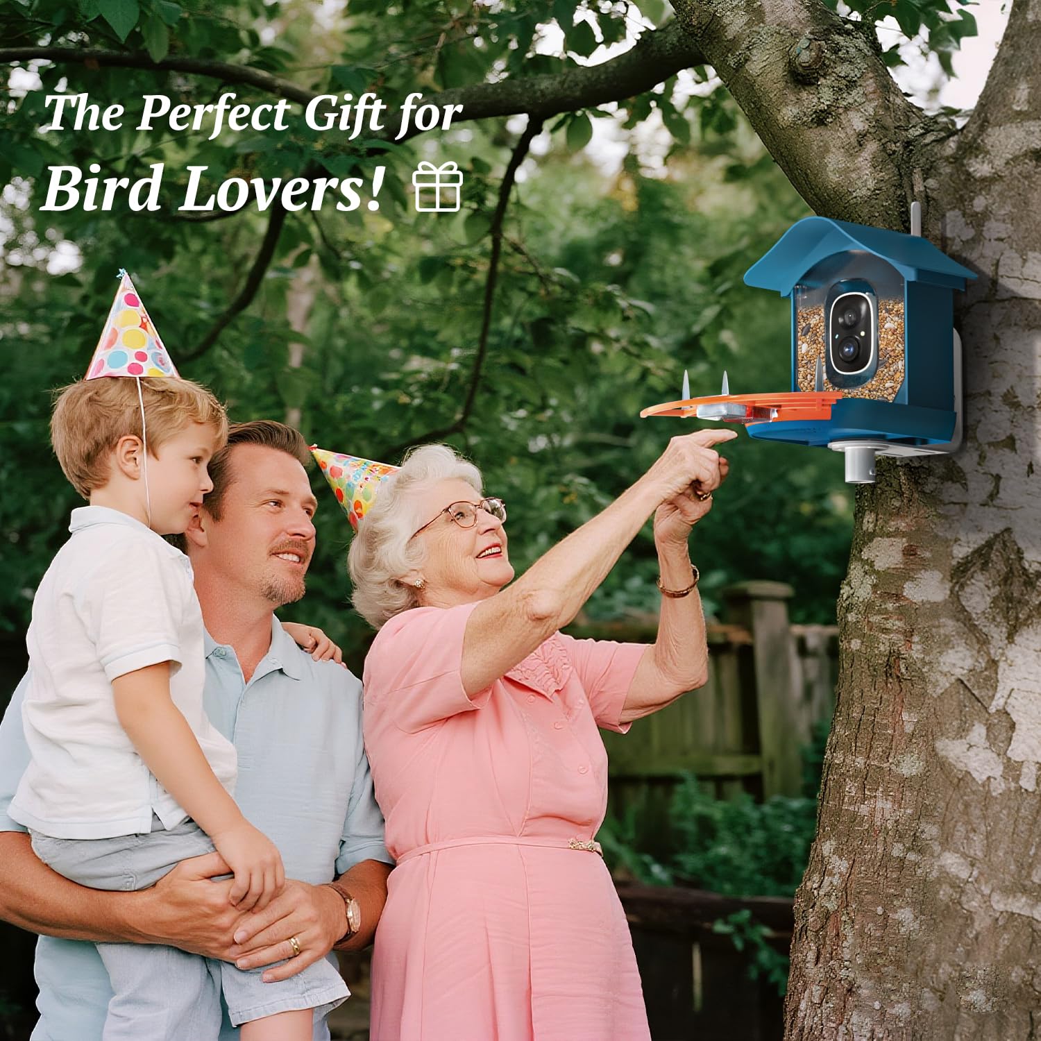 Docoon IP65 waterproof design endures weather conditions while observing birds.