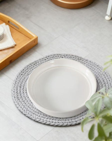 Docrin 2-pack ceramic saucer; indoor and outdoor use for versatile setups.