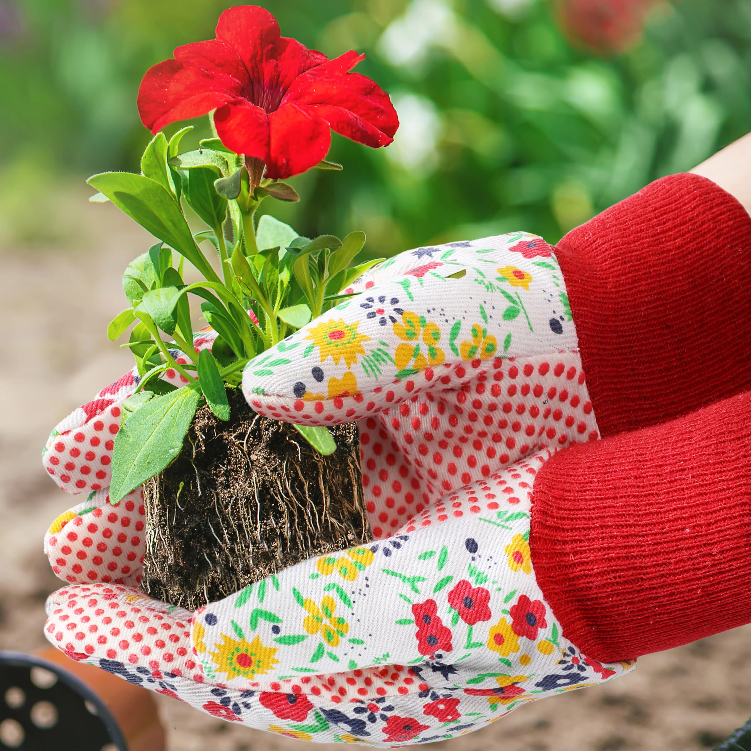 DOFOWORK women's floral garden gloves in action while weeding