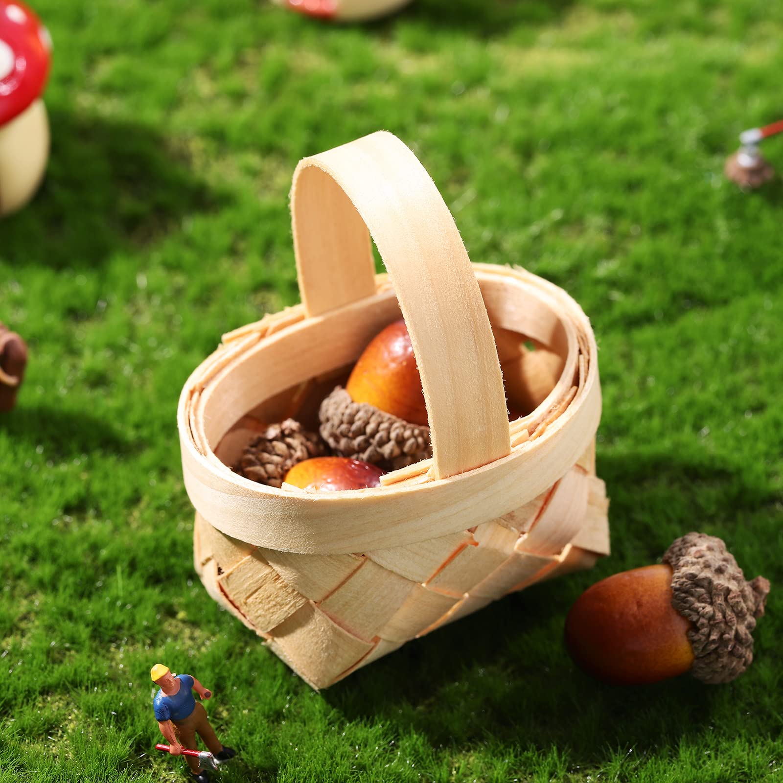DOITOOL versatile mini basket with handle for treats and decor
