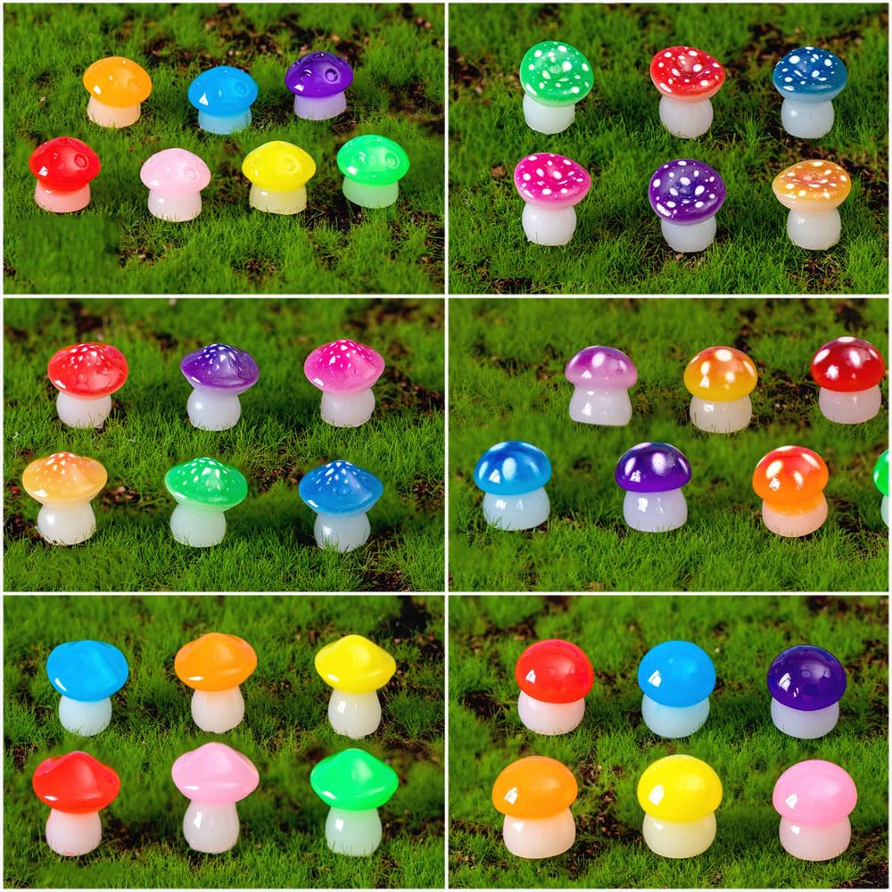 DoTebpa luminous mushrooms add color to bonsai and moss displays.