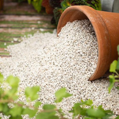 Doter Perlite is lightweight and non-decomposing, preserving soil texture.