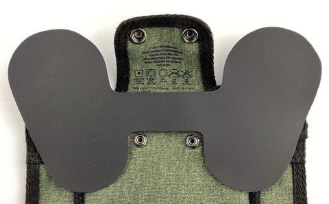 DOWN UNDER OUTDOORS medium to large breed fit with adjustable straps.