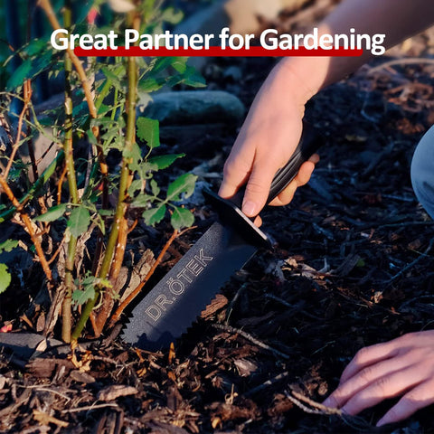DR.ÖTEK ergonomic handle on shovel improves comfort and grip during use