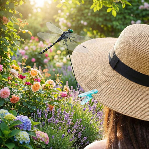 Dragonfly Clip Black attached to stroller for insect protection during outings