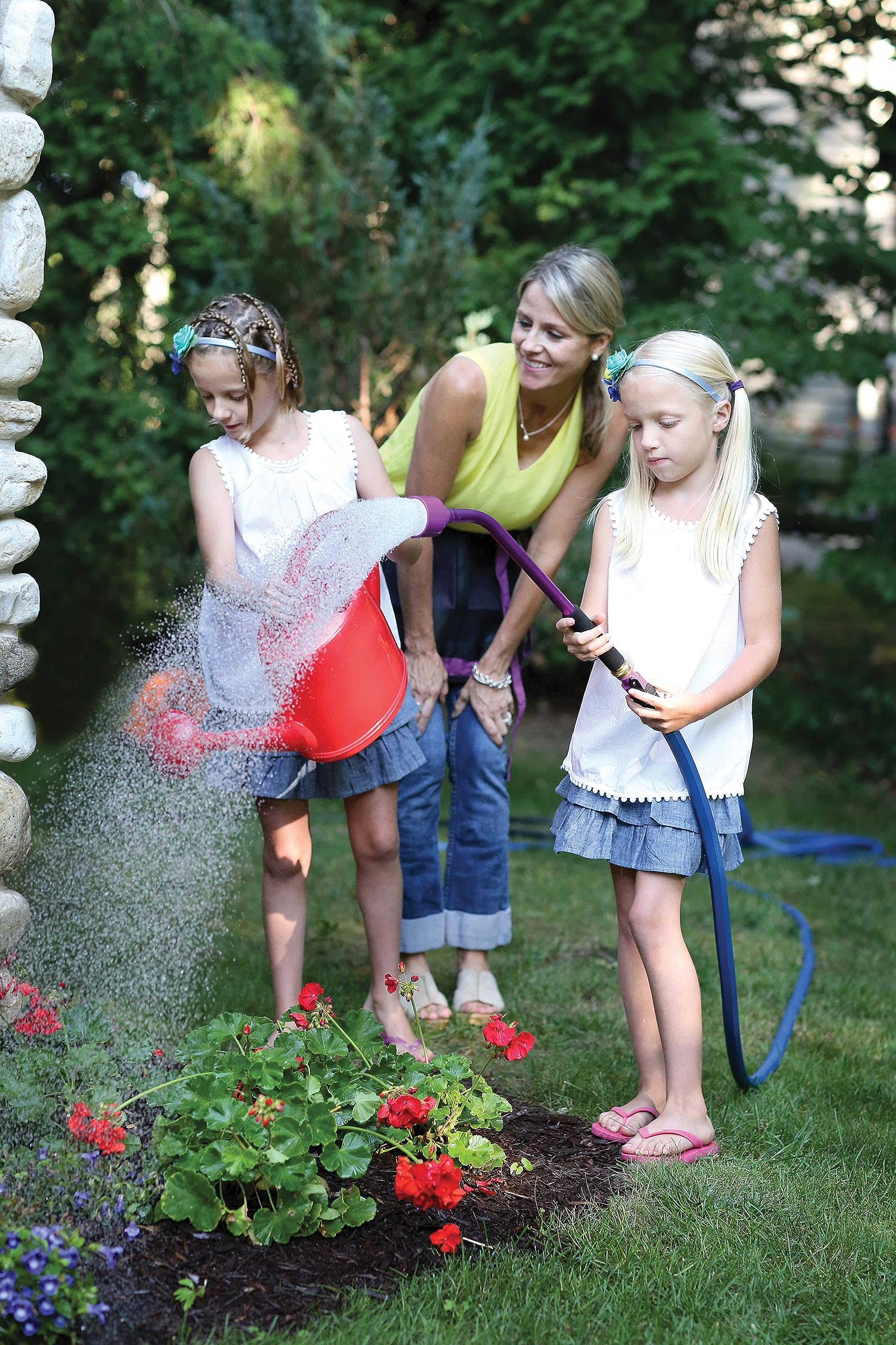 Dramm ColorStorm kink-resistant design maintains steady flow during watering.