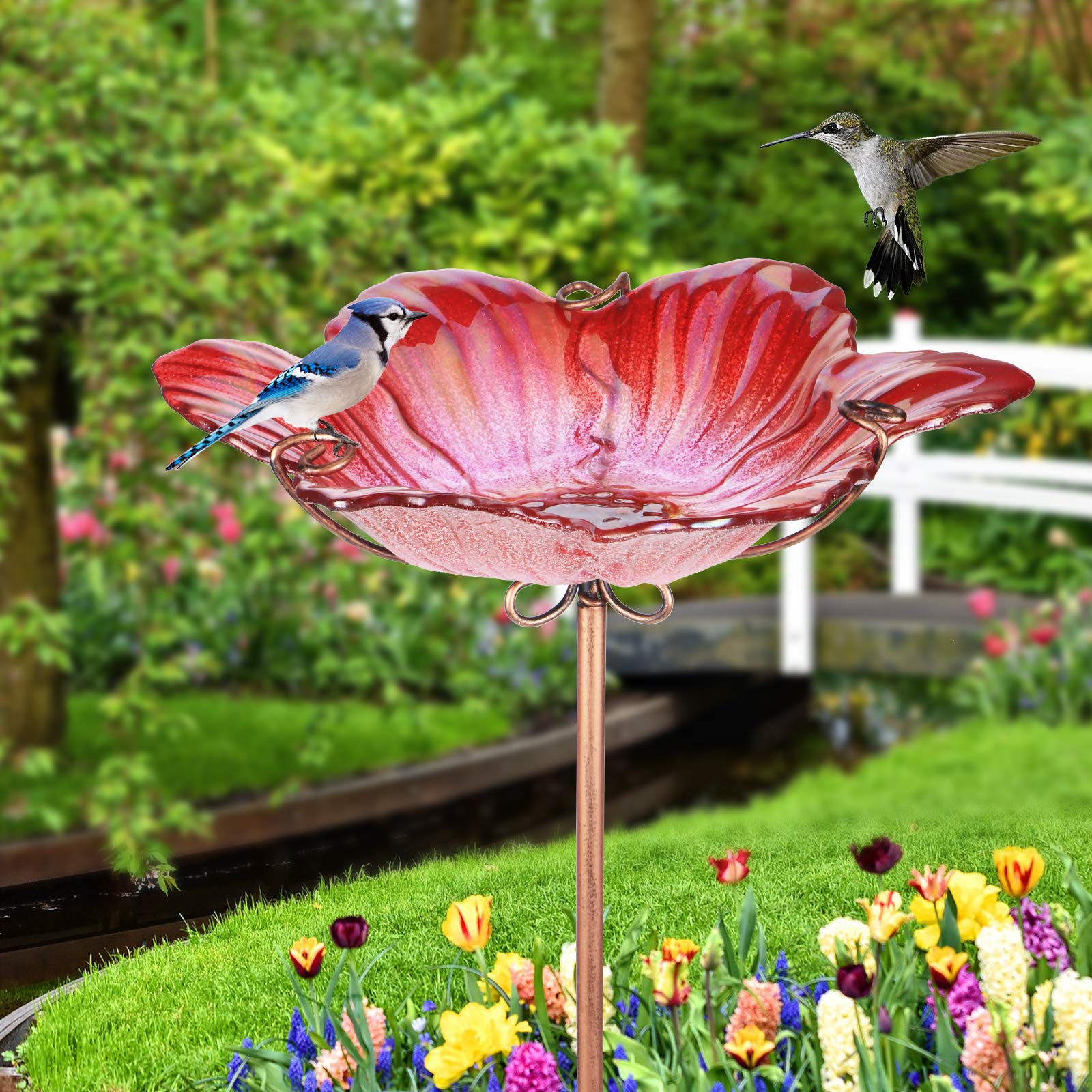 DREAM GARDEN Glass bowl close-up highlighting color and craftsmanship