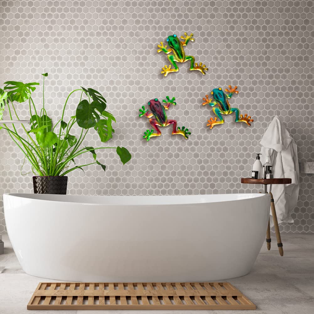 DreamSkip frog decor makes a thoughtful outdoor gift for frog lovers.