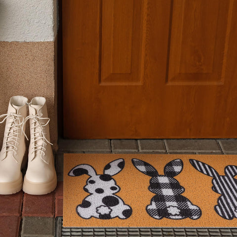 Drydiet mat features non-slip rubber backing for safety and stability