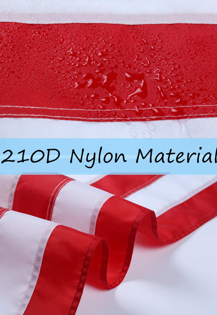 Duduta reinforced header flag: sturdy construction for windy conditions.