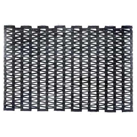 Durite tire-link close-up showing recycled material and rugged durability.