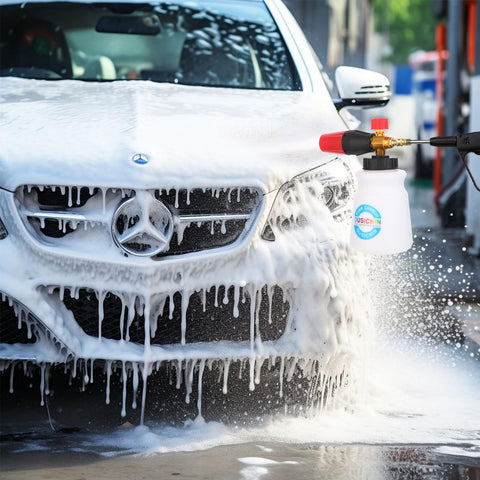 Dusichin foam cannon in action on cars and bikes.