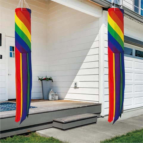 Dusnodu Windsock weather resistant fabric maintains color through seasons