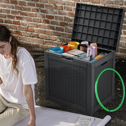 DWVO storage box with lockable lid adds security for belongings.