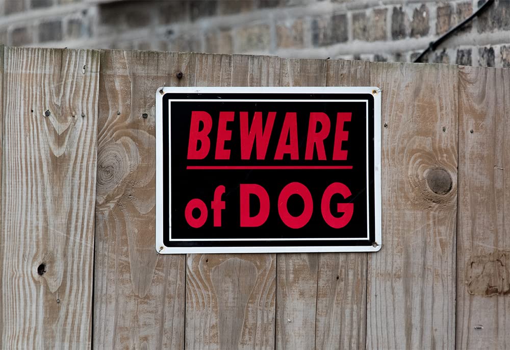 Dxyizus Beware of Dog sign uses UV ink to resist fading outdoors