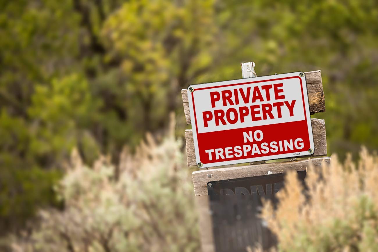 Dxyizus Signs UV ink printed sign with bright, durable colors for outdoor use.