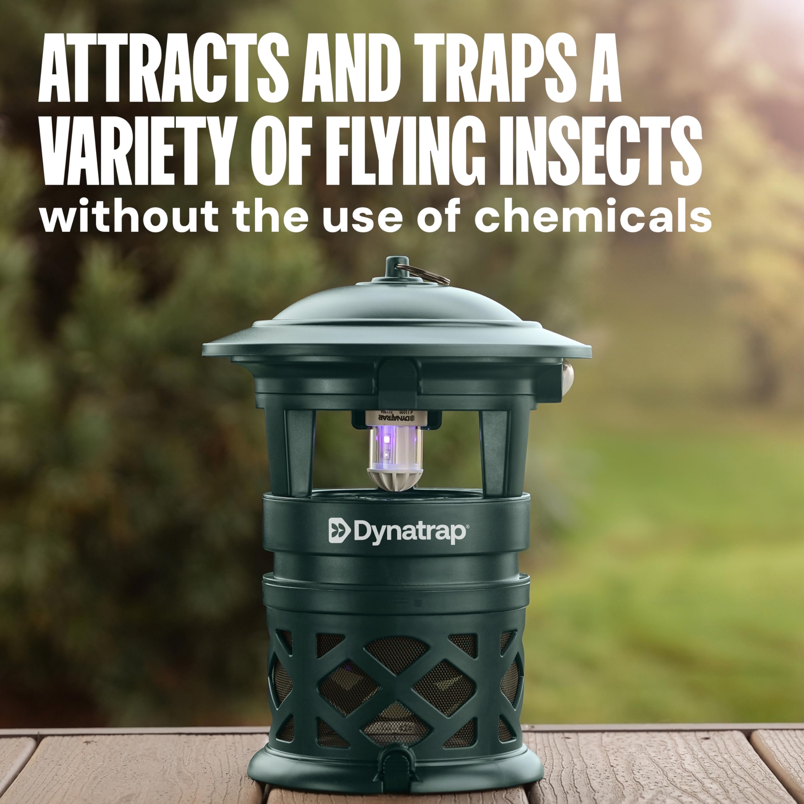 DT2030-GRSR UV-LED lure attracting insects for efficient trapping.