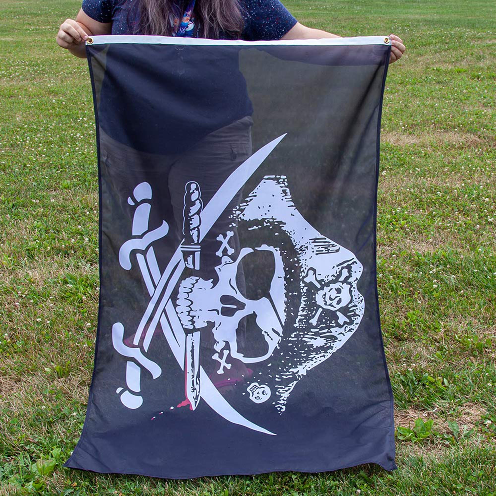 Dyung Tec pirate flag set as a gift for pirate-themed events or year-round decor.