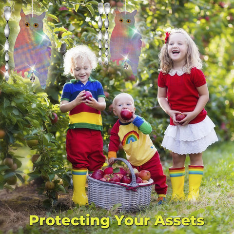 Dyvicl weatherproof plastic owl withstands rain, sun, and seasonal use.