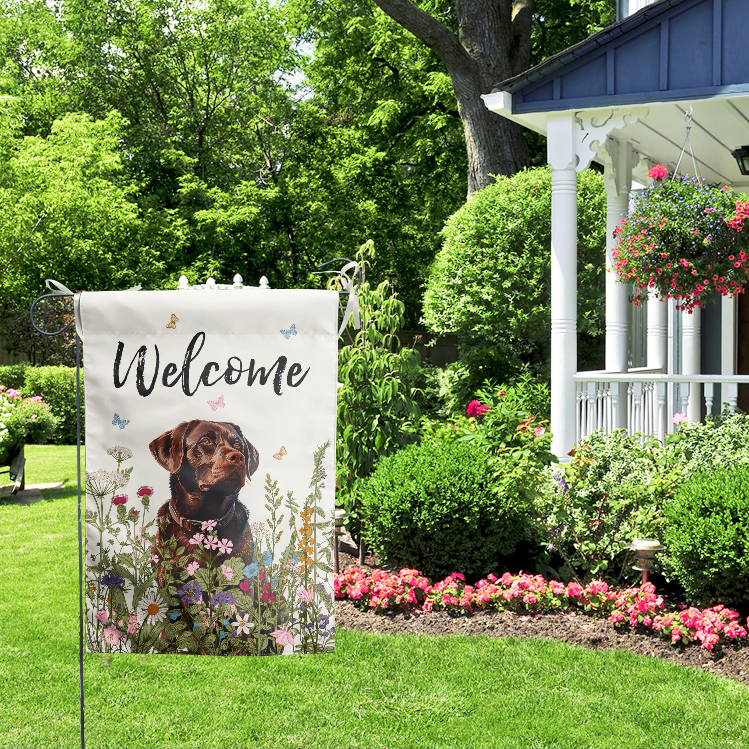DZGlobal chocolate lab decor flag brightens exterior and interior spaces.