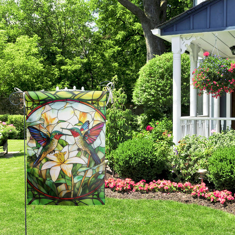 DZGlobal outdoor flag uses weather-resistant polyester for durability.