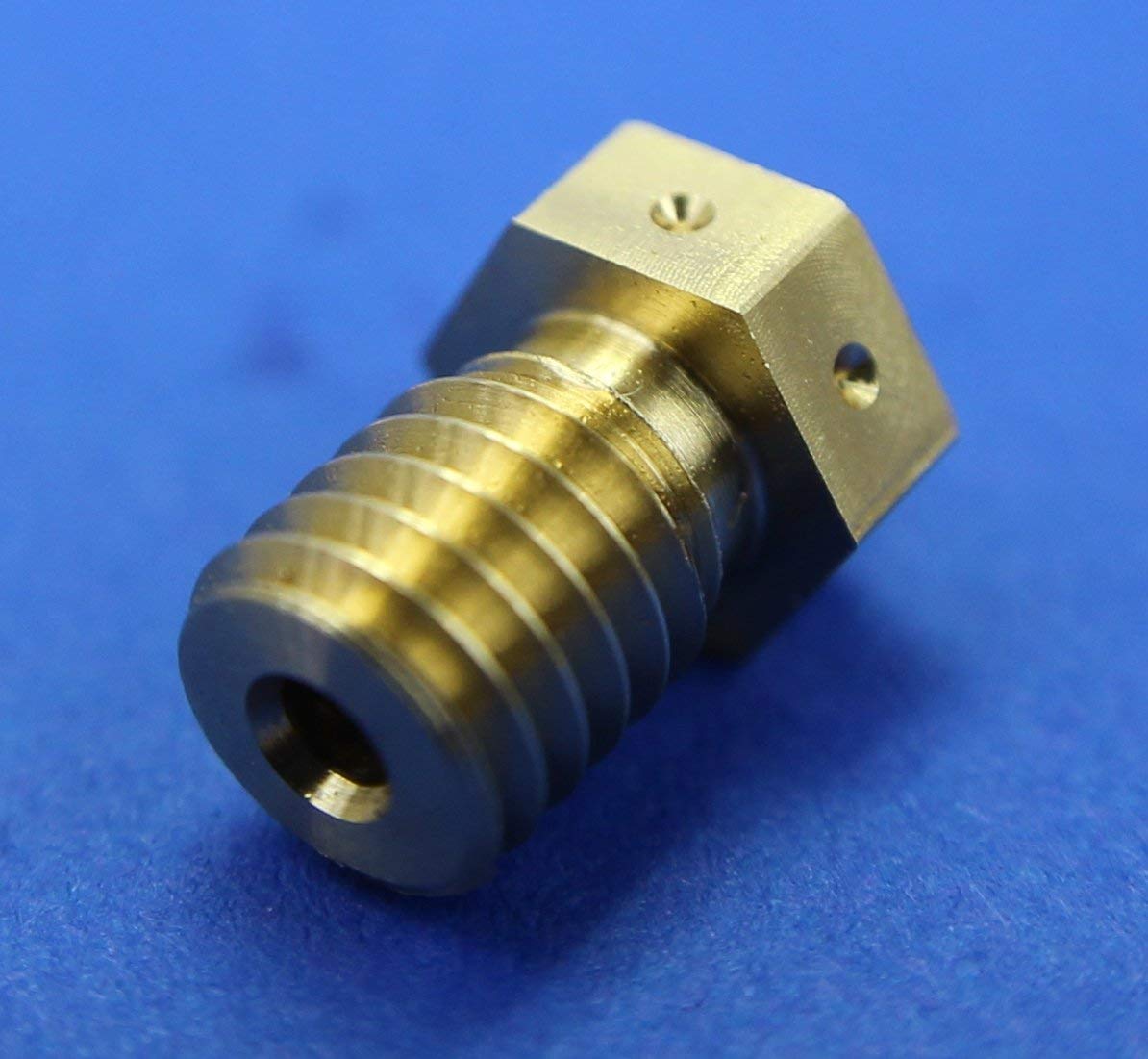 Genuine E3D V6 nozzle in-use setup for smooth installations.