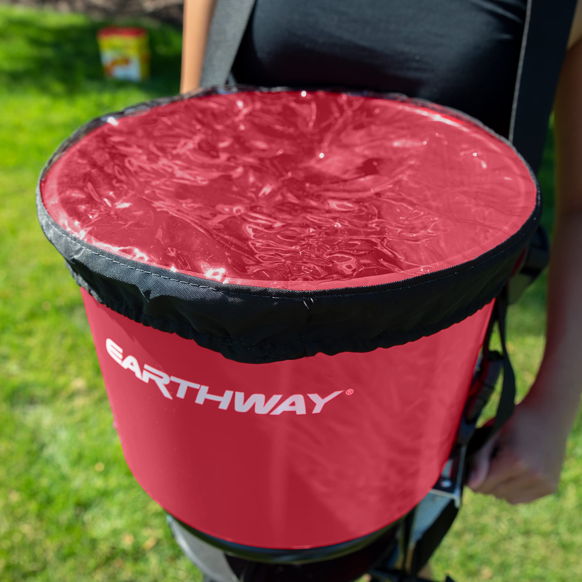 EarthWay 3100 even-spread technology enables precise 180-degree distribution.