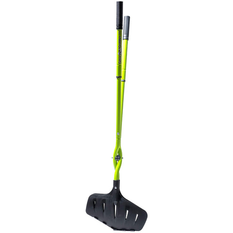 Earthwise Gator Grabber teeth-holding leaves for secure debris pickup.