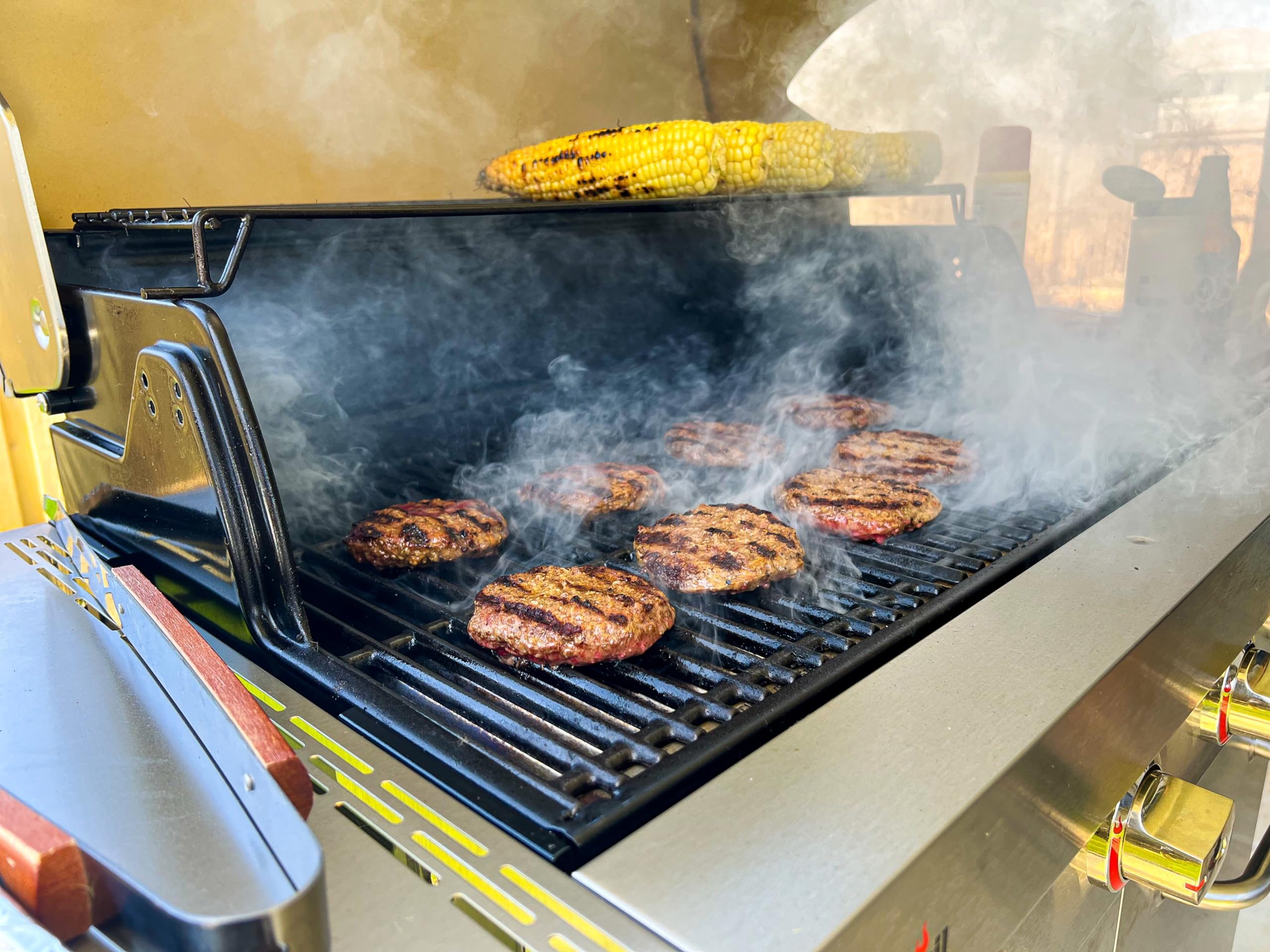 EasiBBQ emitter plates reducing flare-ups for steadier grilling results