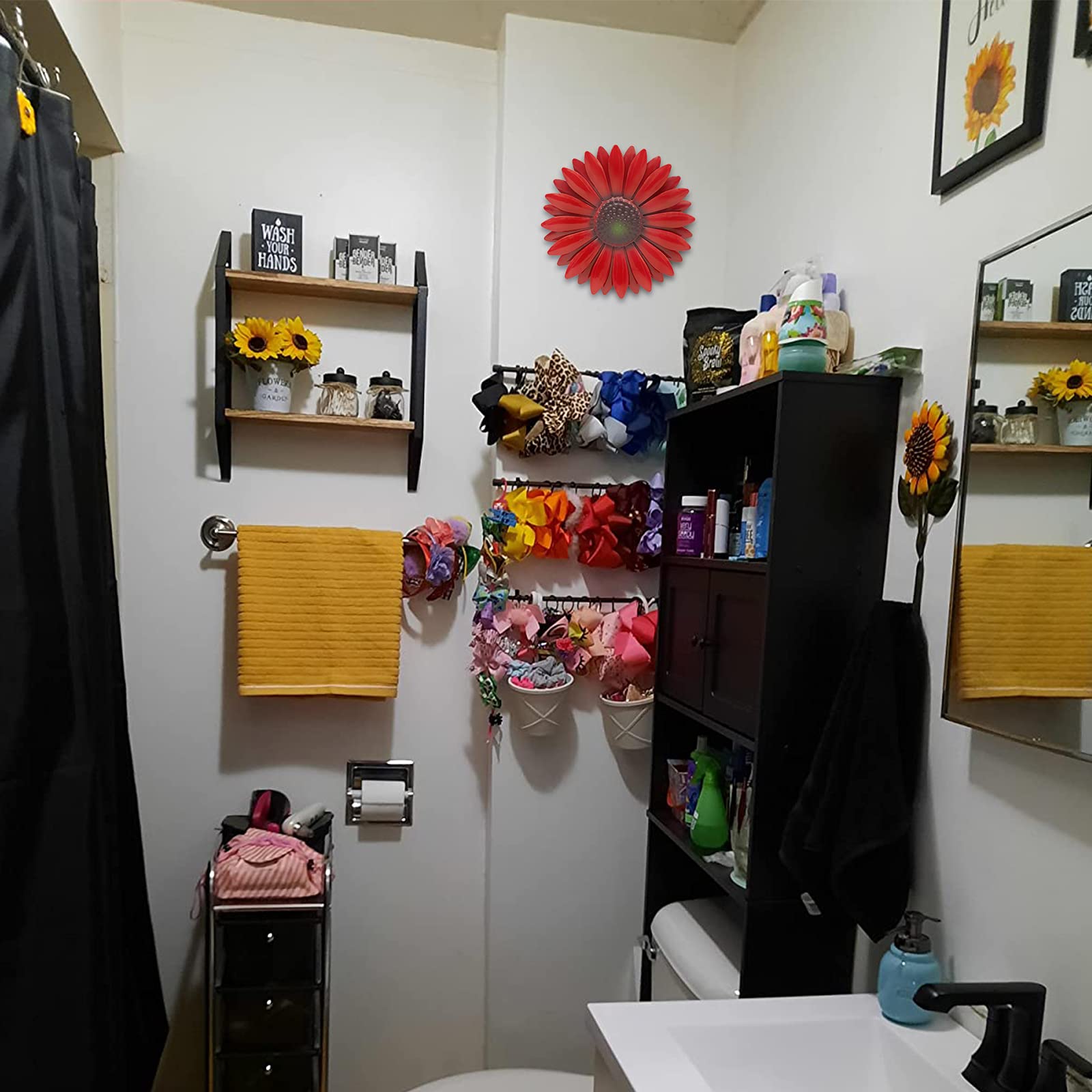 EASICUTI kitchen or bathroom accent with bold floral.
