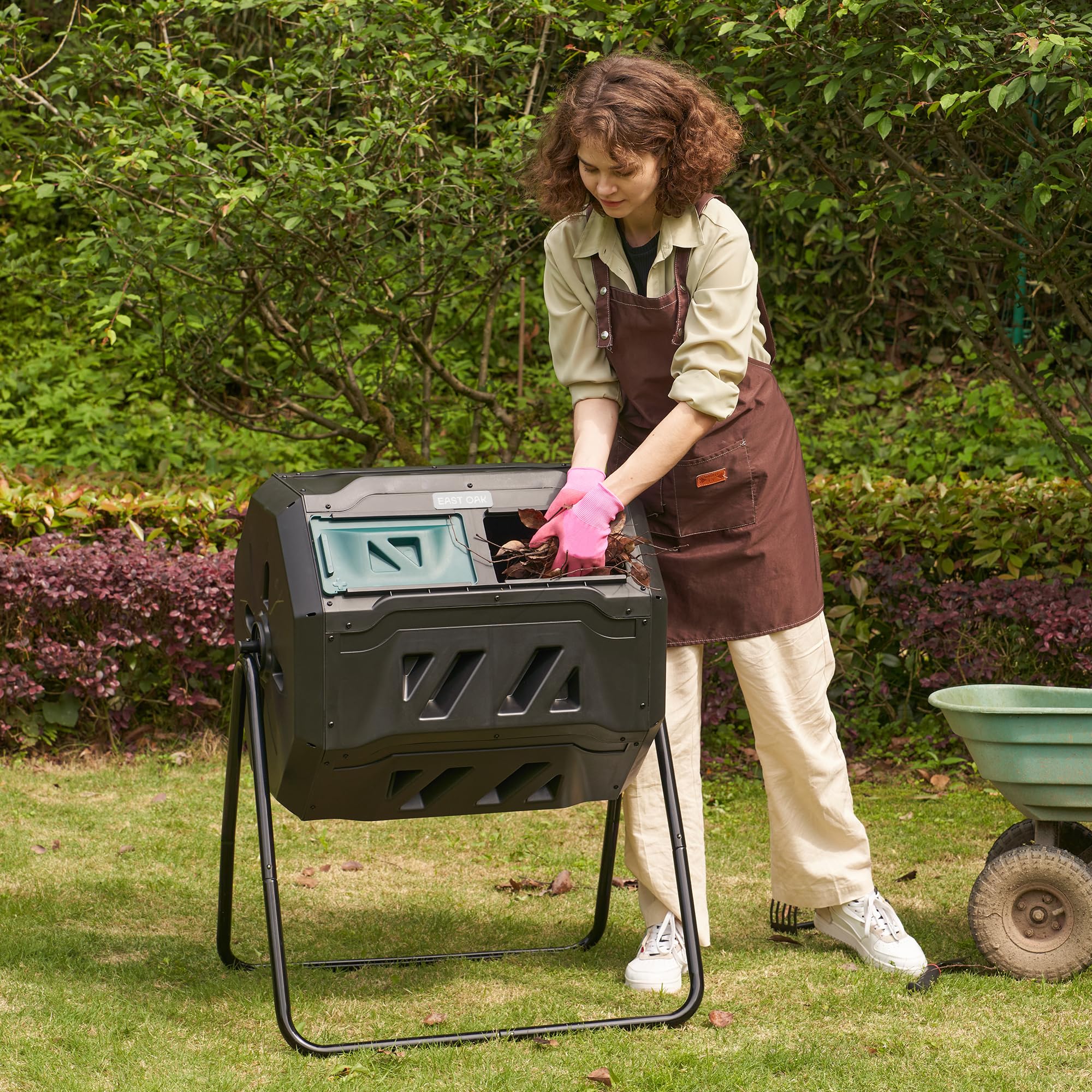 East Oak Aeration System keeps air flowing for faster, odor-controlled decomposition.