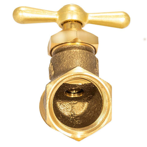 Eastman hose bibb 3/4 in FIP inlet secures hose connection.