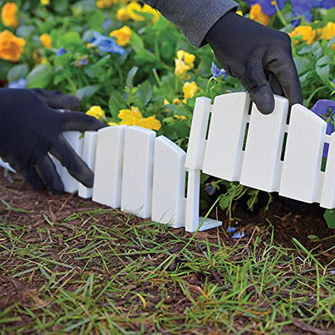 EasyFlex No-Dig edging USA-made from recycled materials.