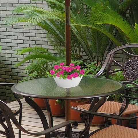 EBaokuup planter features drainage holes to prevent overwatering and soil sogginess.