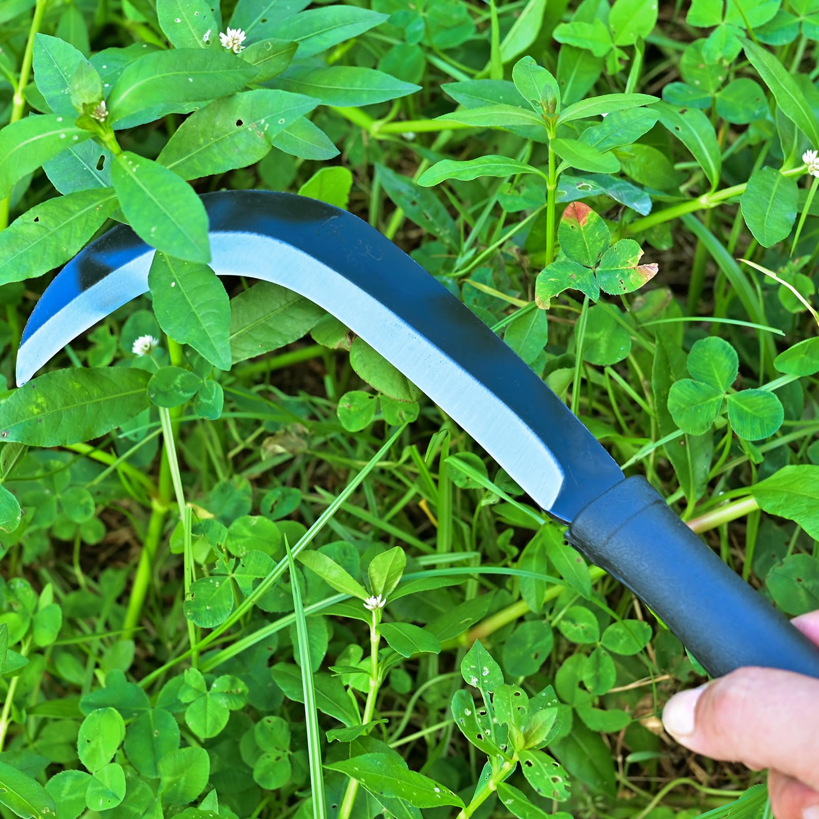 EcoDigiLife portable design fits tight spaces in garden and farm work
